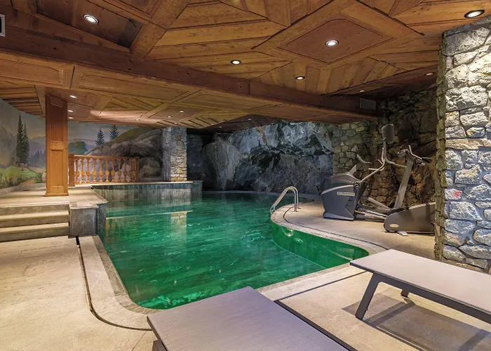 Kisseye By Premium *