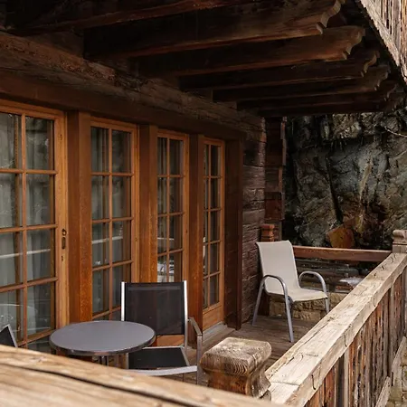 Kisseye By Premium Daire